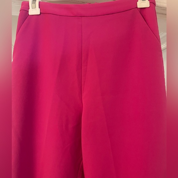 I’m reposhing these because they are a bit too snug and needed a bigger size - Picture 5 of 5